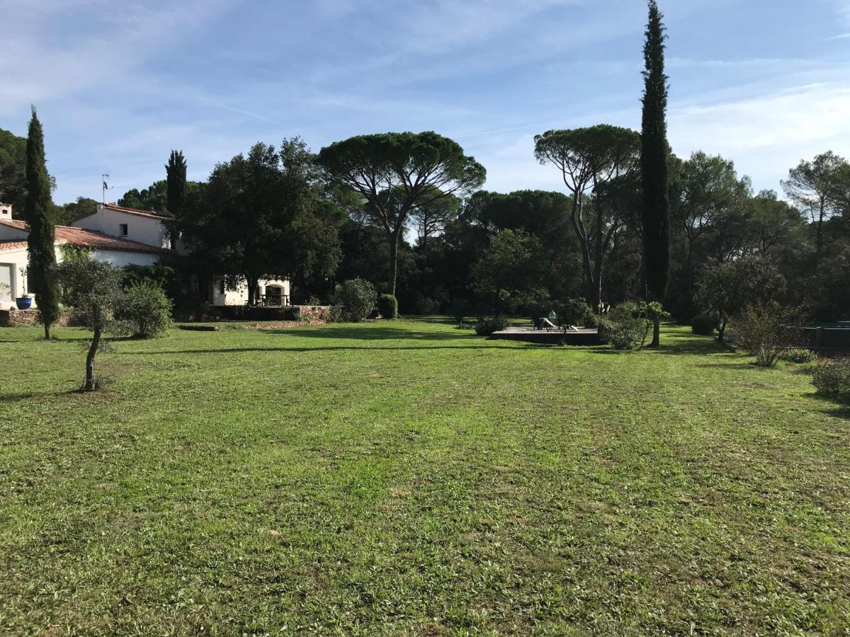 La Villa Le Cannet-des-Maures Exterior foto