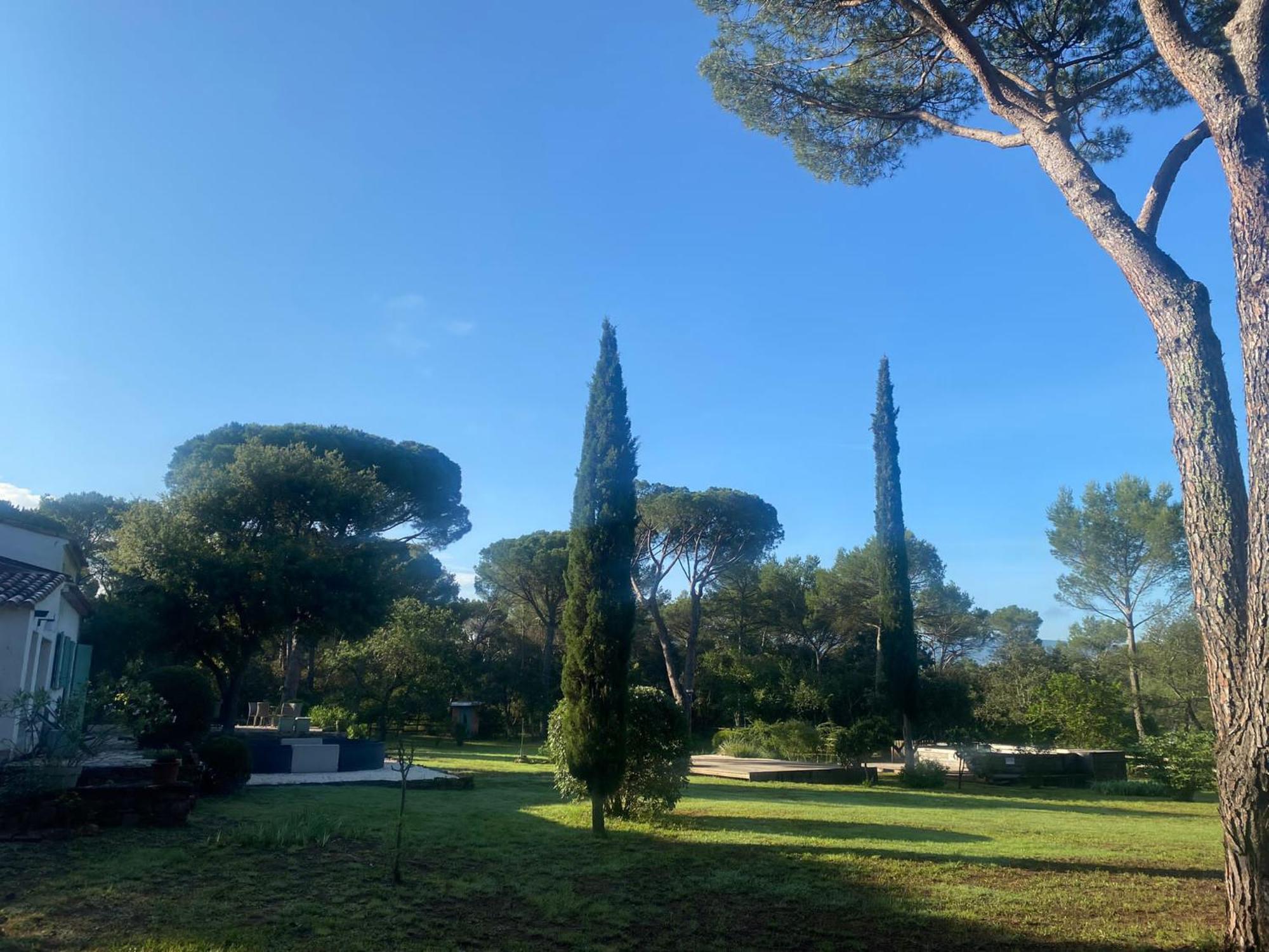 La Villa Le Cannet-des-Maures Exterior foto
